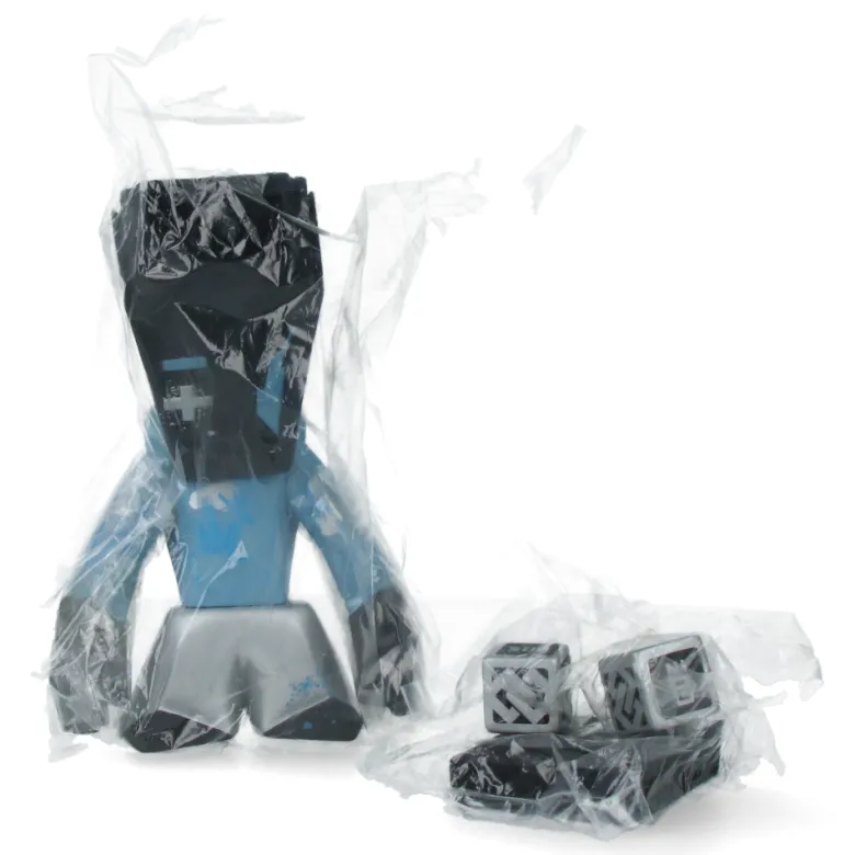 Aro (Bleu) by Steph Cop - Artoyz