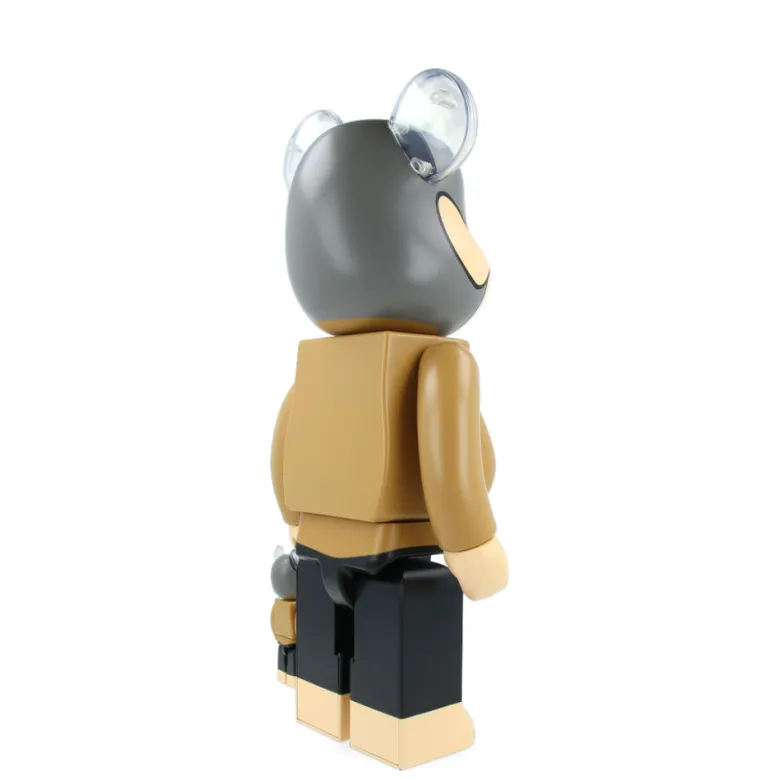 400% + 100% Bearbrick Bum San