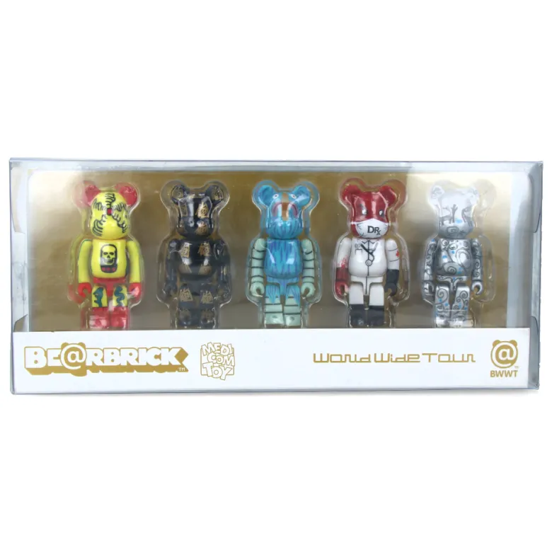 Bearbrick World Wide Tour 5 - Triumphant Manch (set of 5 pcs)