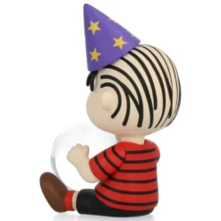 Figurine UDF Peanuts Series 17 - Linus & Crystal Ball